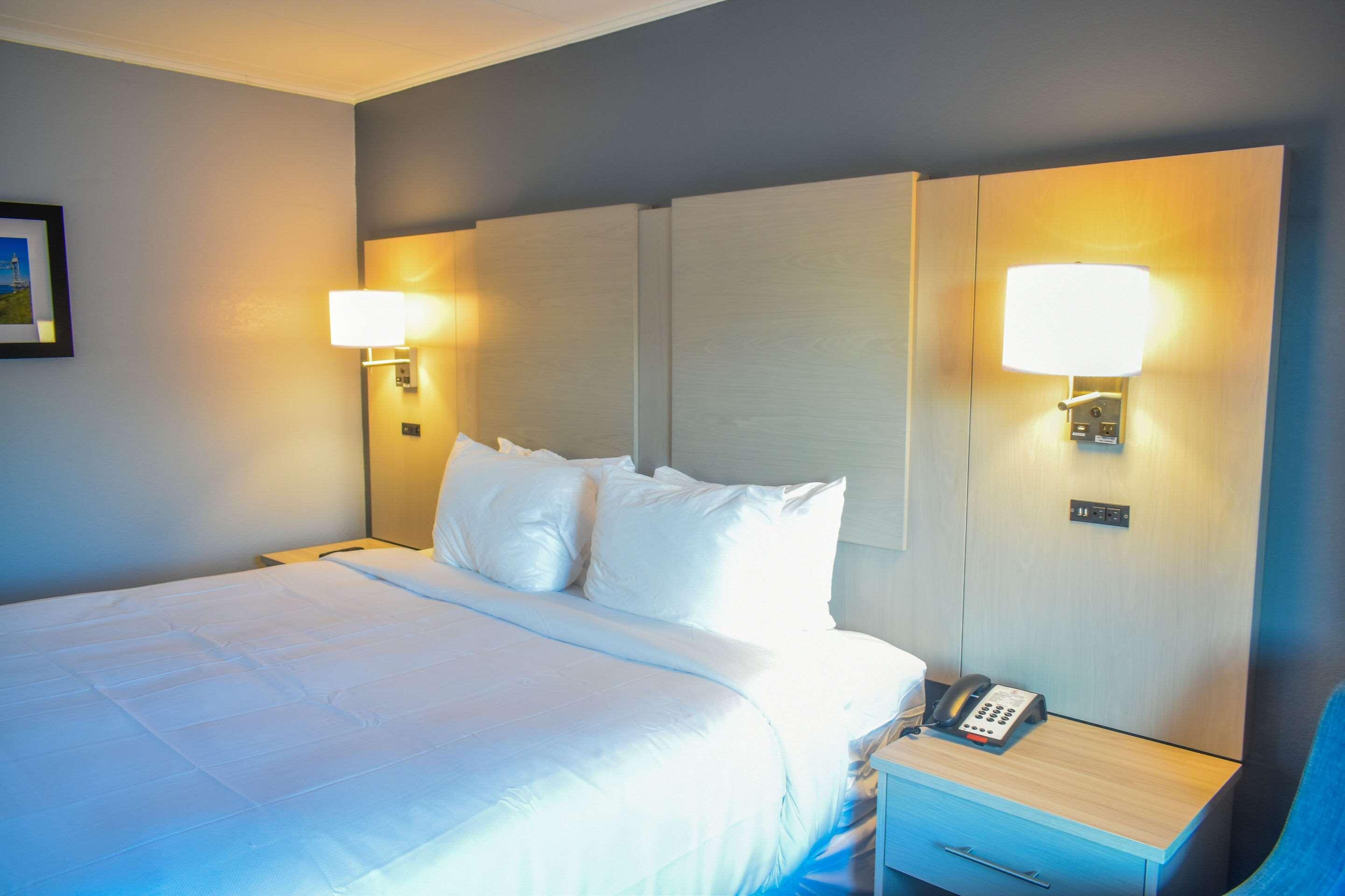 Comfort Inn Hyannis - Cape Cod Екстериор снимка