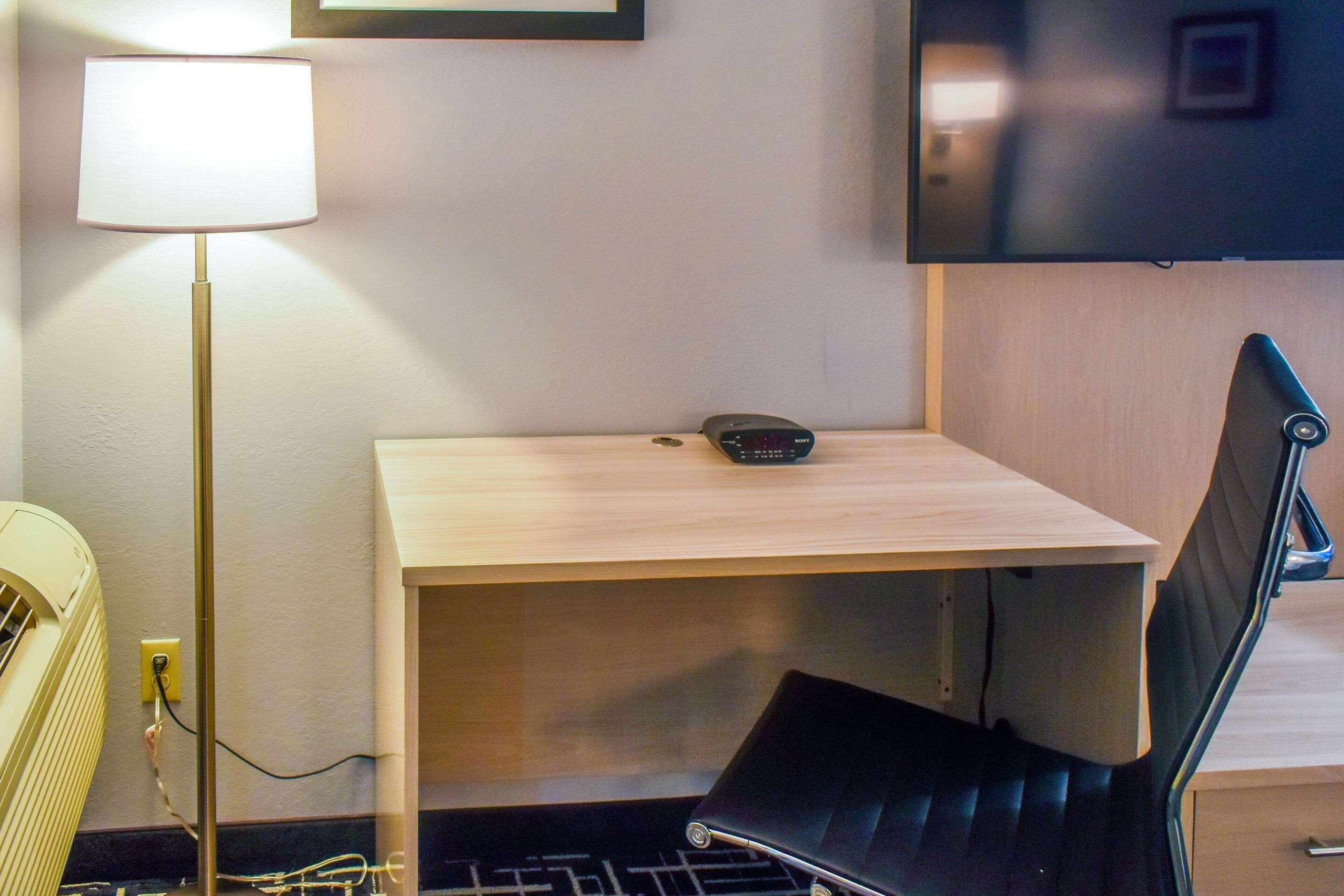 Comfort Inn Hyannis - Cape Cod Екстериор снимка