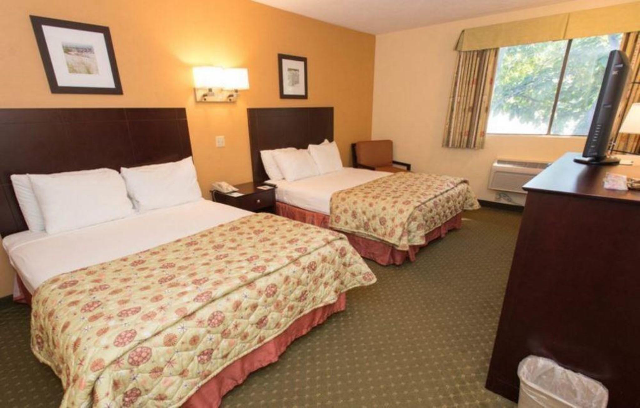 Comfort Inn Hyannis - Cape Cod Екстериор снимка