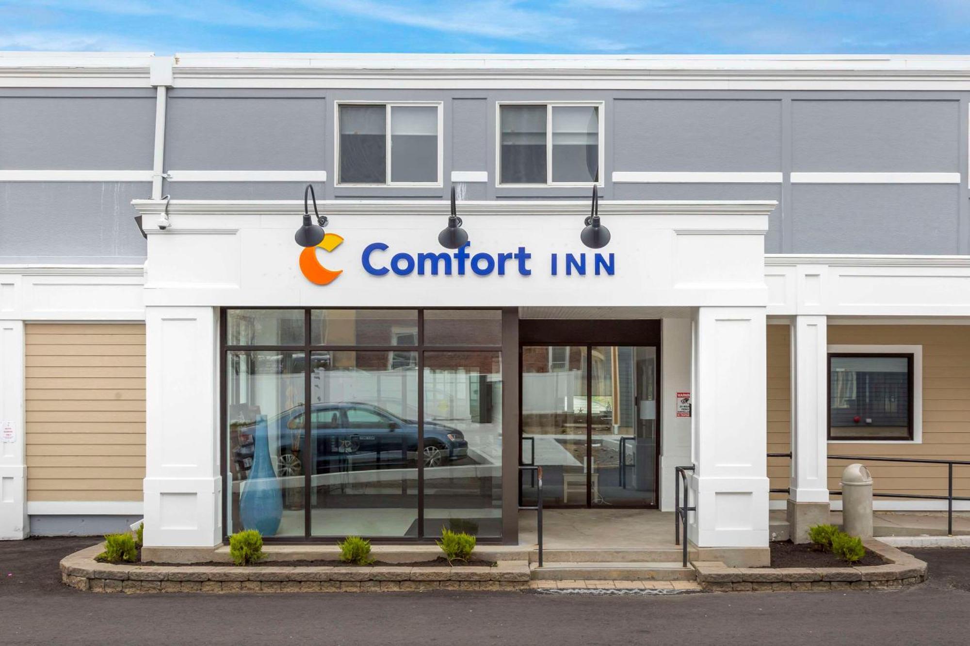 Comfort Inn Hyannis - Cape Cod Екстериор снимка